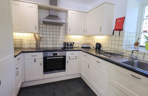 Low Newton Cottage | GREAT HARTBARROW FARM COTTAGE, pet friendly in Cartmel Fell