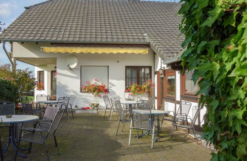 Bongard Apartment | Great holiday apartment in rustic, authentic surroundings.
