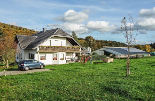 Bongard Apartment | Great holiday apartment in rustic, authentic surroundings.