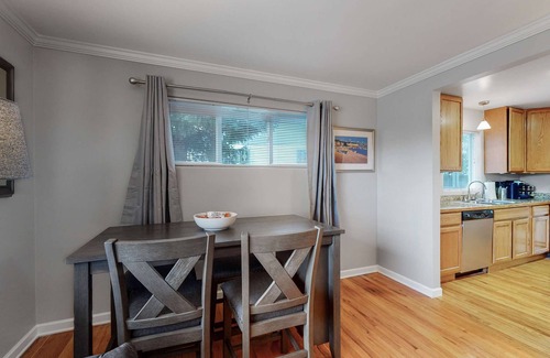 Barnum West House | Great Home 2 King Near Downtown/Red Rocks/Restaurants