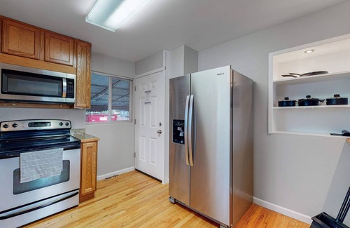 Barnum West House | Great Home 2 King Near Downtown/Red Rocks/Restaurants