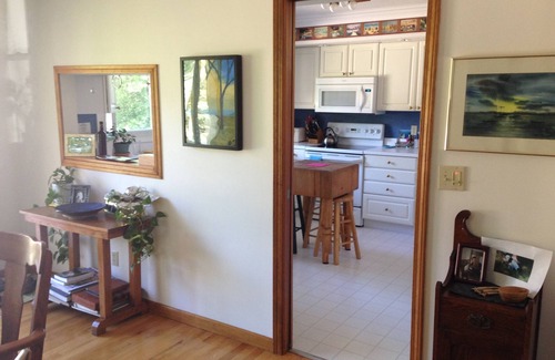 Ann Arbor House | Great Home in U of M Stadium neighborhood- walk to the stadium!