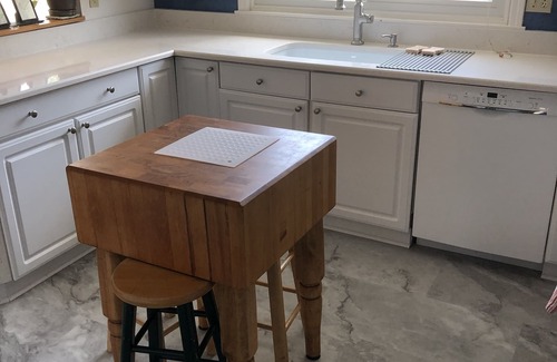 Ann Arbor House | Great Home in U of M Stadium neighborhood- walk to the stadium!