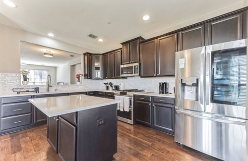 Las Colinas House | Great Home w/king/Foosball table