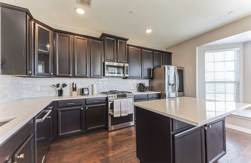 Las Colinas House | Great Home w/king/Foosball table