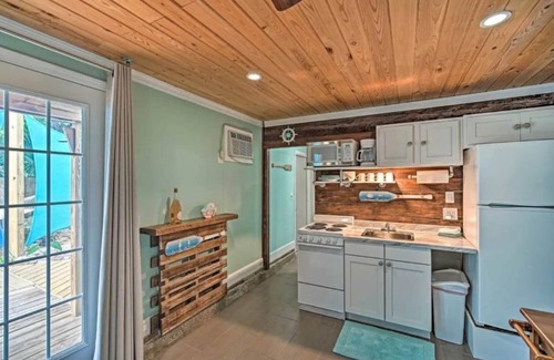Warrington Apartment | Great Hot Tub Studio size Bungalow for two