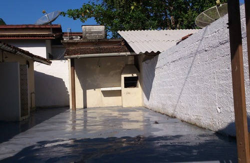 Praia da Enseada House | Great House 100 meters from the beach.