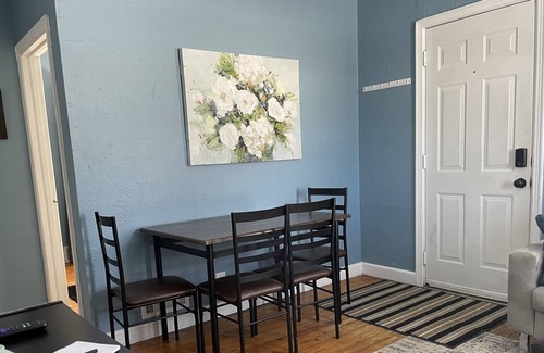 Des Moines House | Great House for longer term guests! 2 bedroom