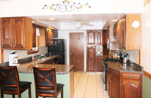 Stow House | Great house for rent in Wells Bay!
