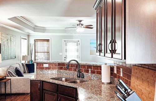 Clarksville House | Great house in Clarksville! Located by Hospital