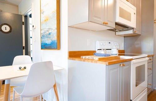 New Castle Hotel | GREAT ISLAND INN - A Modern Boutique Hotel