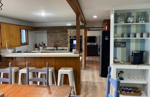 Empire House | Great Lake House for the Family!