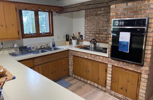 Empire House | Great Lake House for the Family!