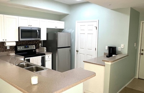 McGregor Apartment | Great Location - 2 Bed 2 Bath - 15 mins from Beach - New Furnitures