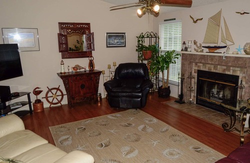 Mount Pleasant House | Great Location, 3 miles to Beach, Private Heated Pool. 10 min. to Downtown Chas
