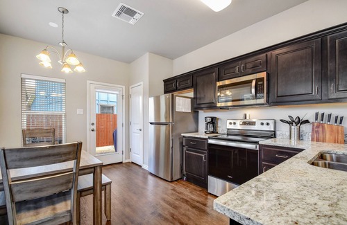 Fredericksburg House | Great Location - .6 Miles from Main St