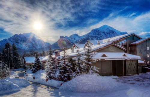 Lake Louise Apartment | Great Location! Cozy Room | Access to Ski Lockers