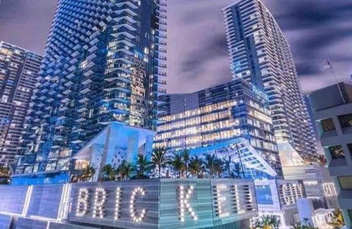 Little Havana House | GREAT LOCATION Downtown/Airport/South Beach