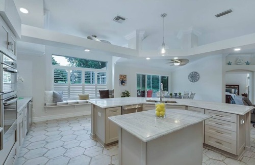 Lady Lake House | Great location! Near Spanish Springs, beautifully remodeled with private lanai.