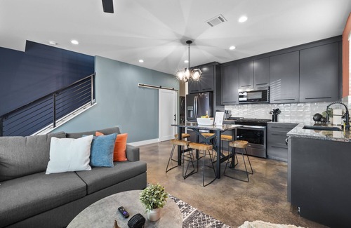 Montopolis House | Great location near the Airport, COTA, & Downtown w/great hiking trails nearby.
