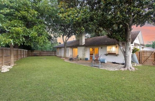 North San Antonio - SAT House | Great Location: nestled in a quiet neighborhood yet close to all attractions
