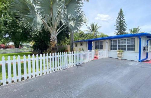Fort Lauderdale House | Great location Pool home w Pool table 5br