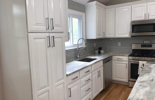 South Dennis House | Great location to everything 5 mins to some of the best beaches fenced in yard