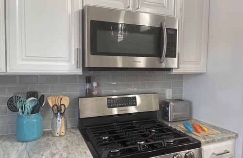 South Dennis House | Great location to everything 5 mins to some of the best beaches fenced in yard