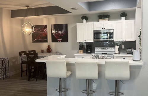 McGregor Apartment | Great location!