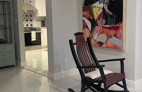 McGregor House | Great location
