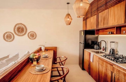 La Veleta Apartment | Great Location Veleta roof w/private rooftop pool