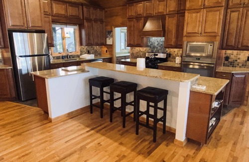 Frankford House | Great Location with Breathtaking Views in Greenbrier County, WV.