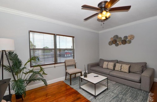Virginia Park Apartment | Great Location with Large Garden 2BR Apt