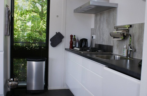 Breskens House | Great, modern chalet 'TIMEOUT' with fenced plot near the beach