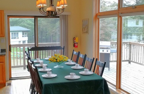 Seguin House | Great Muskokan Waterfront Cottage, 7-Bedroom Vacation House @ Sunny Point Resort