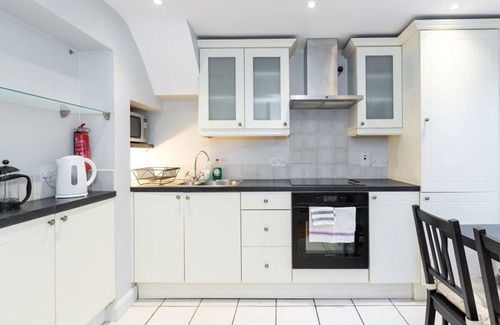 Portobello House | GREAT NEIGHBORHOOD SUPER 2 bed COTTAGE SUIT FAMILY