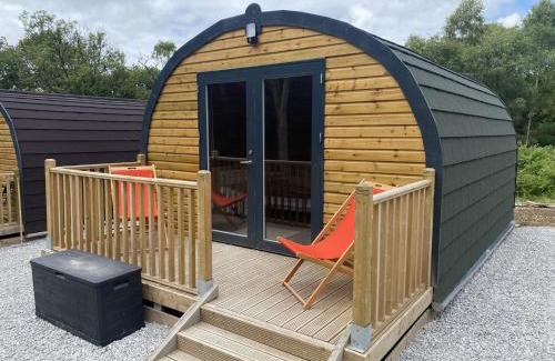 Abercwmboi House | Great Oak Pod 9 Pet Friendly