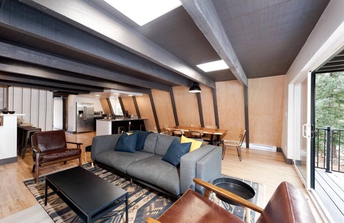 Purgatory House | Great Outdoor Space/Views/Hot Tub/Pet Friendly/Across from Purgatory
