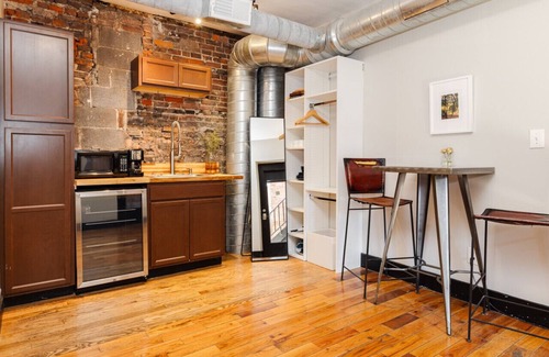 Pendleton Apartment | Great Parkside Microapartment ♥ Location AND Price