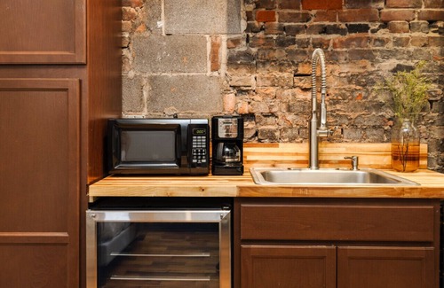 Pendleton Apartment | Great Parkside Microapartment ♥ Location AND Price