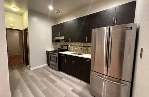 East New York Apartment | Great Place in the Heart of New York. Walking distance to A & C Subway Stations