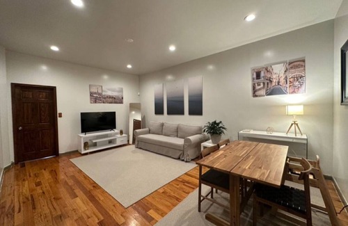 East New York Apartment | Great Place in the Heart of New York. Walking distance to A & C Subway Stations