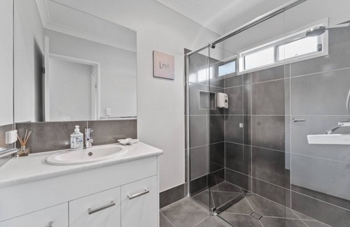 Hazeldean House | Great place to stay for all your water activities or Just a Relaxing time