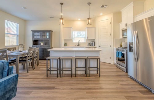 Visalia House | Great place to stay on your day trip to the Sequoias.