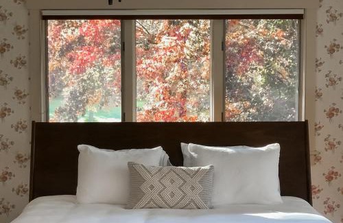 Woodstock House | Great Pond Retreat