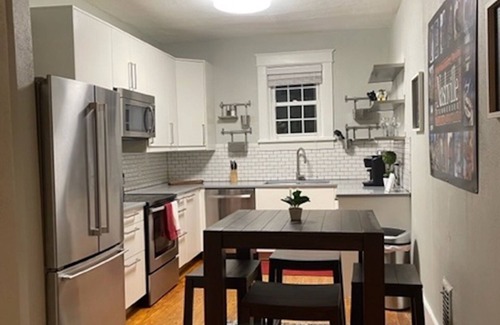 Hillsboro West End House | Great quiet location in the heart of Nashville minutes away from downtown.