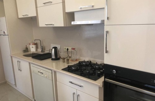 Kestel Apartment | Great Residence 100m to the beach and big balcony with sea view, fully furnished