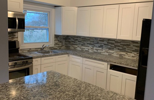 Long Branch House | Great room near pier village