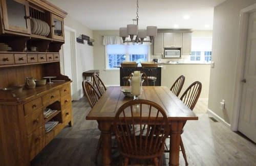 Northville House | Great Sacandaga Lake - 5 minute walk to sandy beach