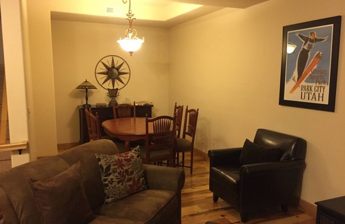 North Park City Condo | Great Ski Condo. 1 block from Park City Mountain Resort base